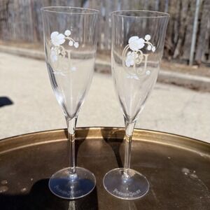 Perrier Jouet Champagne Flutes Set 2 Etched Floral Monogram Glass